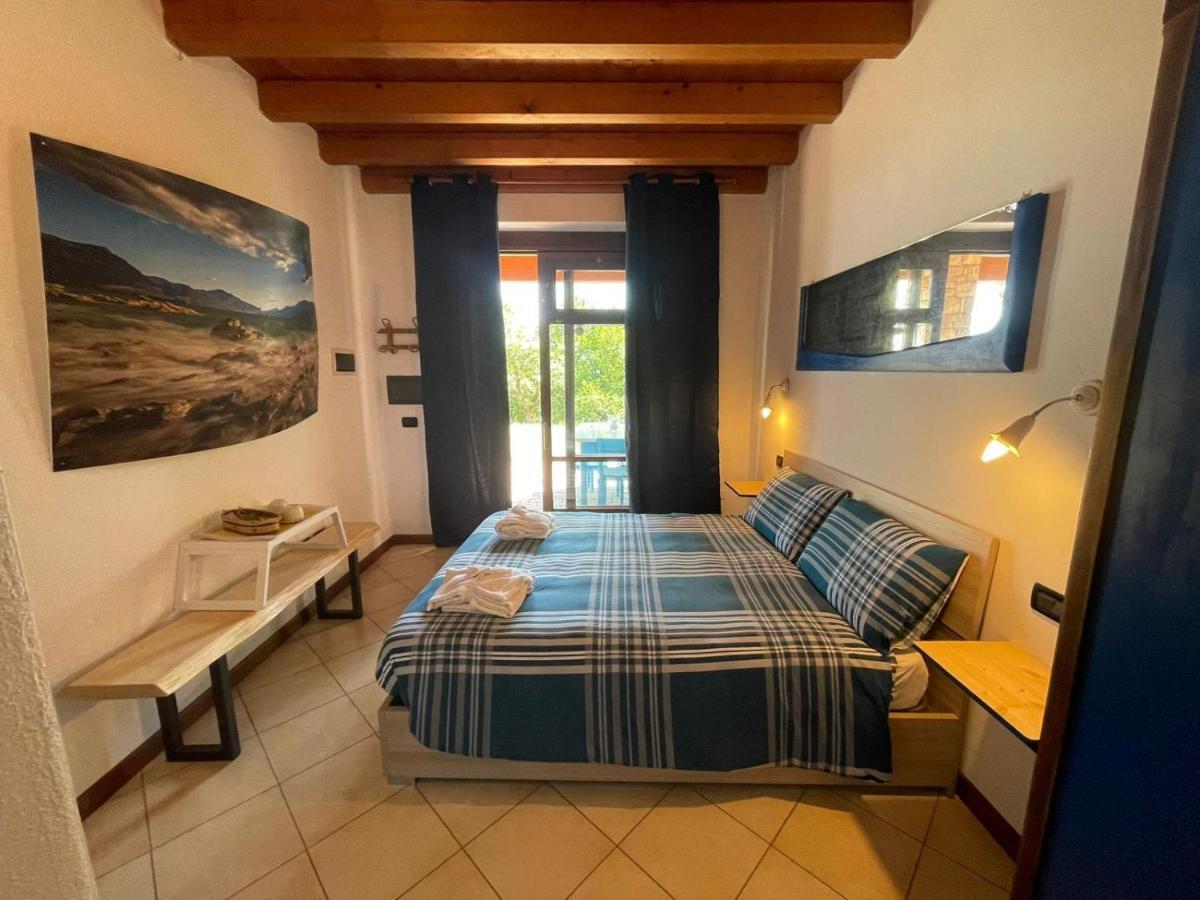 La Fiocchina - Magic Place - Apartments & Studios In Garda Lake - Countryside Farmhouse, Inside The Middle Of The Lake Сало Екстер'єр фото