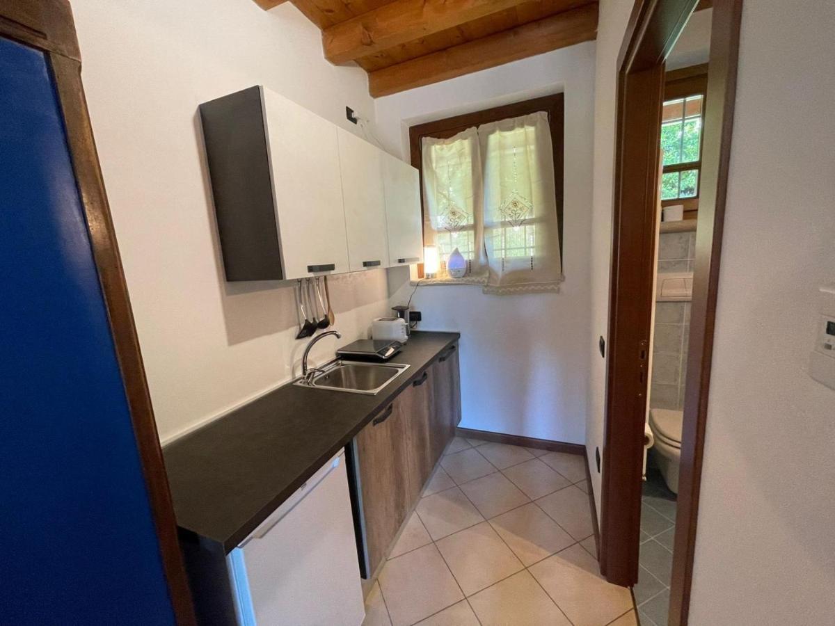 La Fiocchina - Magic Place - Apartments & Studios In Garda Lake - Countryside Farmhouse, Inside The Middle Of The Lake Сало Екстер'єр фото