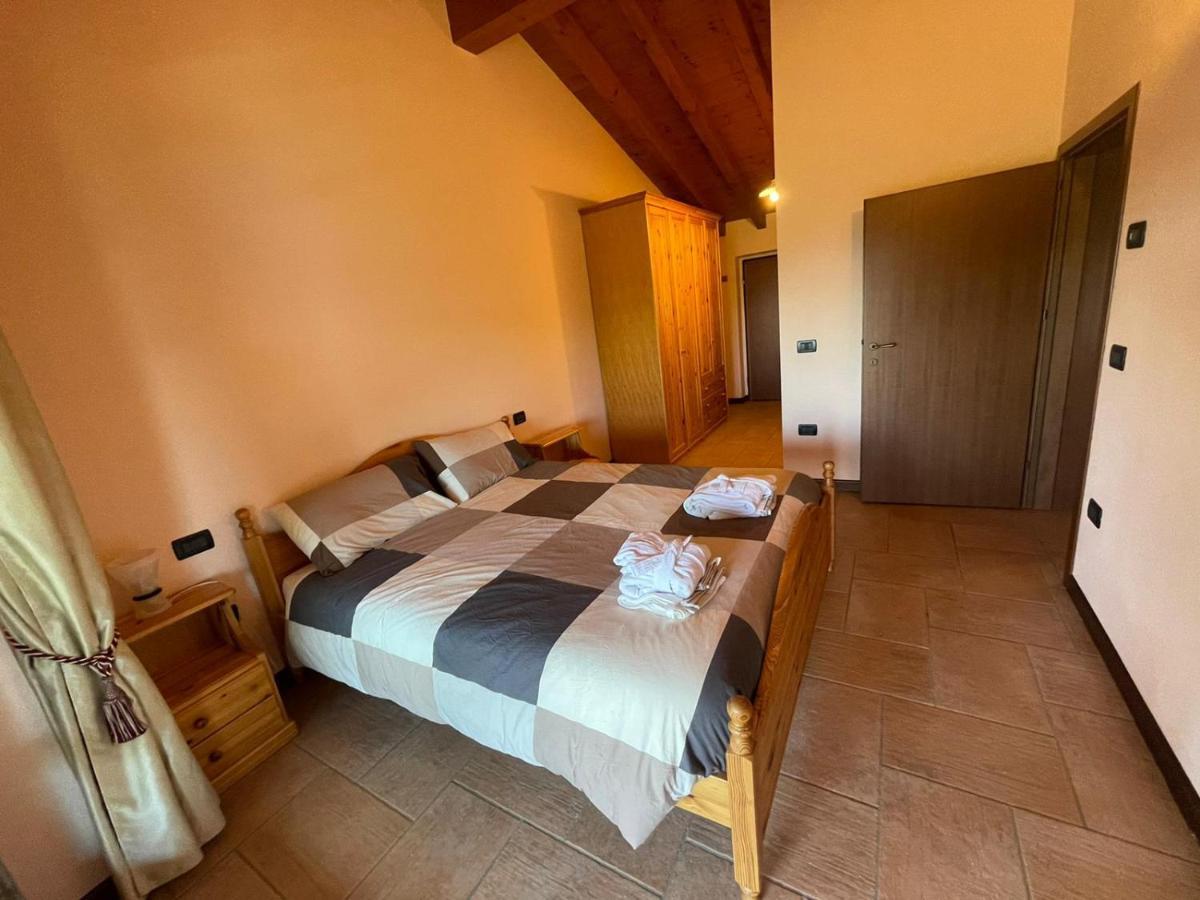 La Fiocchina - Magic Place - Apartments & Studios In Garda Lake - Countryside Farmhouse, Inside The Middle Of The Lake Сало Екстер'єр фото