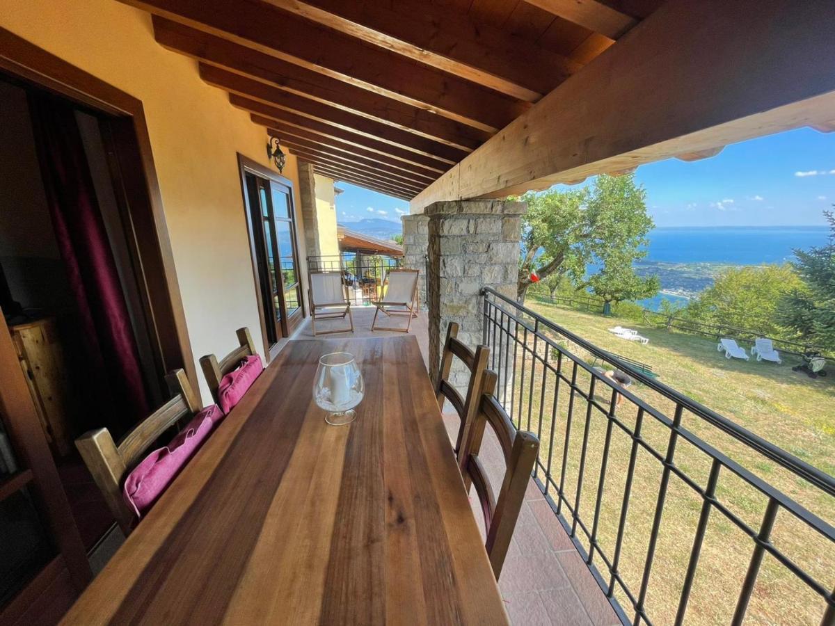 La Fiocchina - Magic Place - Apartments & Studios In Garda Lake - Countryside Farmhouse, Inside The Middle Of The Lake Сало Екстер'єр фото