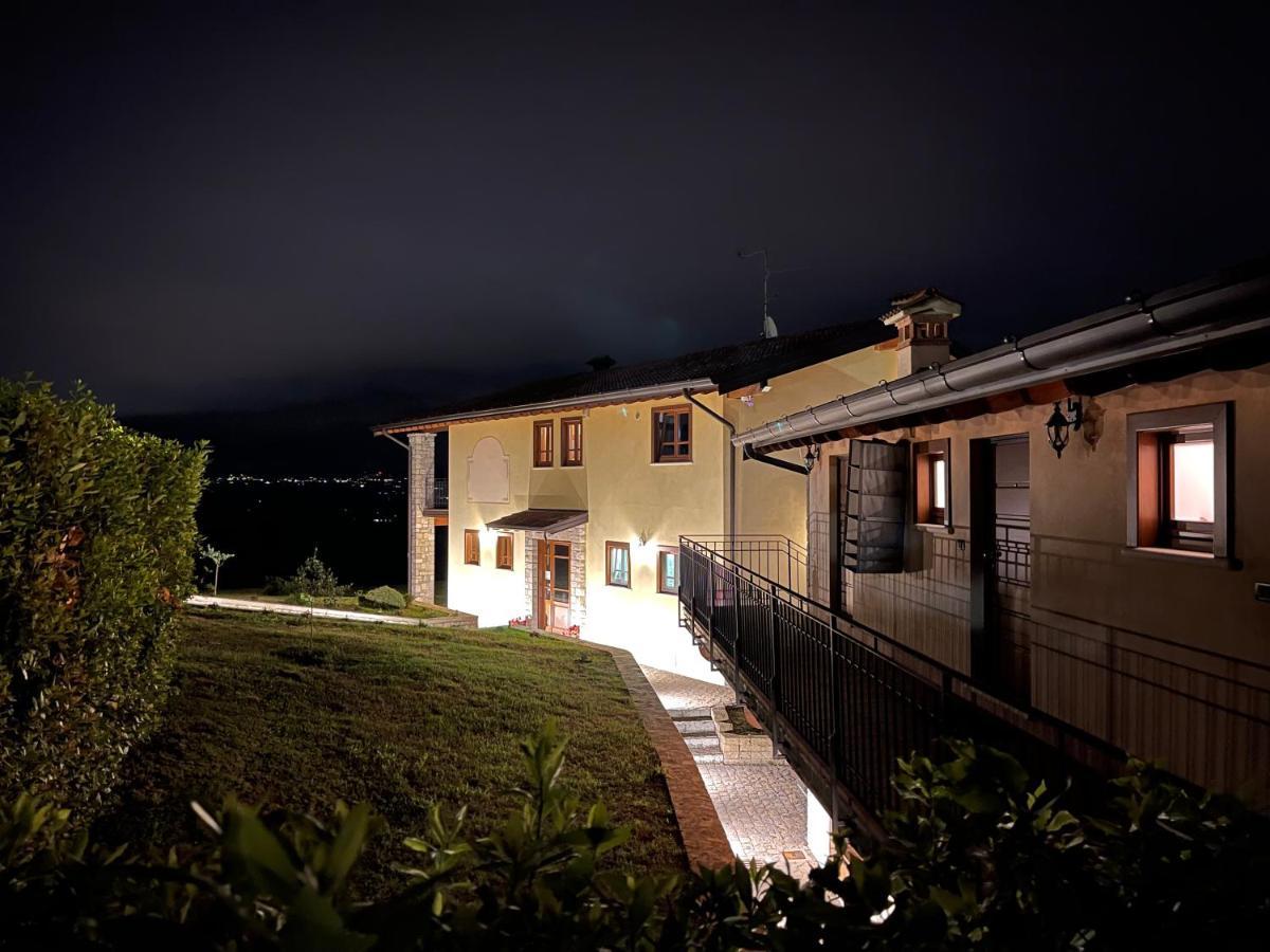 La Fiocchina - Magic Place - Apartments & Studios In Garda Lake - Countryside Farmhouse, Inside The Middle Of The Lake Сало Екстер'єр фото